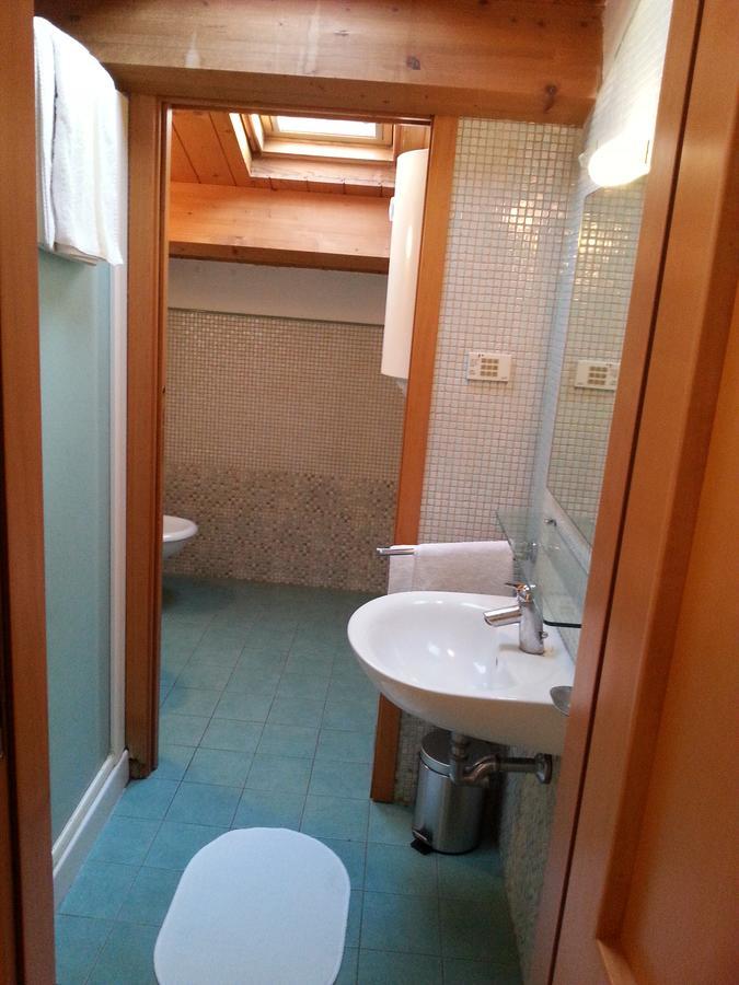 Residenza Melucci Aparthotel Rimini Exterior photo